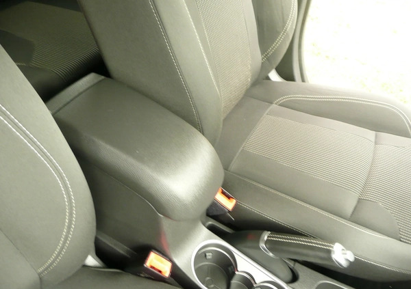 Ford Fiesta cena 38400 przebieg: 51900, rok produkcji 2017 z Koszalin małe 667